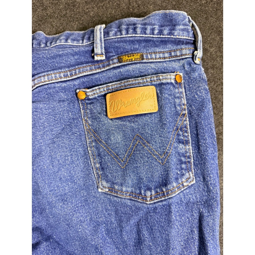 Vintage Wrangler Made in USA Western Cowboy Blue Jeans 38x30 - Picture 3 of 7